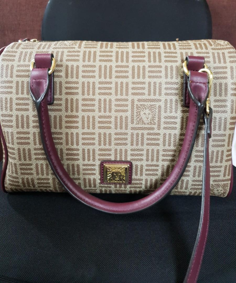 Anne Klein 2 way bag (Category: Luxury Bags & Wallets) located in Muntinlupa City. Submitted by charm_alberto (Listing ID 243163573, Image 1). Description: Slight flaw in the handle (can be repaired) Bag is still almost new. bought in California.