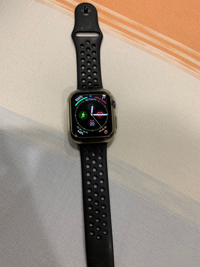 Apple Watch Series 4 44 Mm Nike Limited Edition Gps Only Electronics Others On Carousell