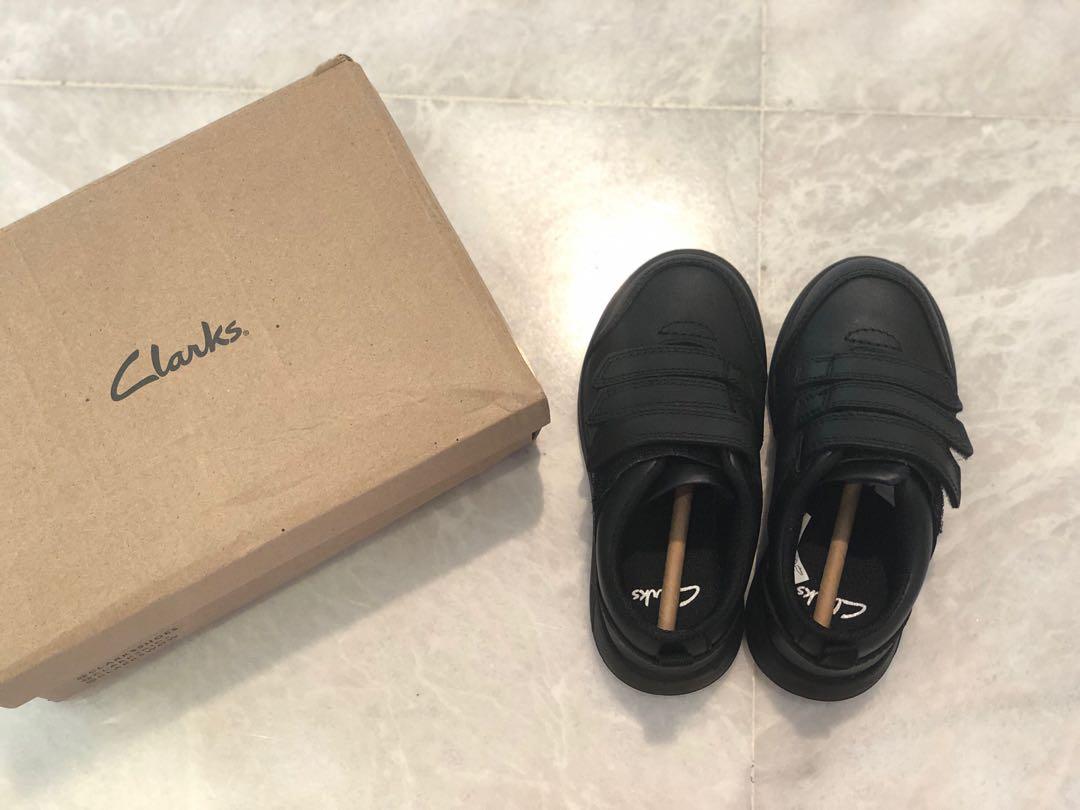 clarks rocker bottom shoes