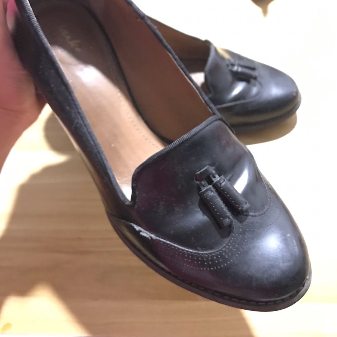 clarks black shoes