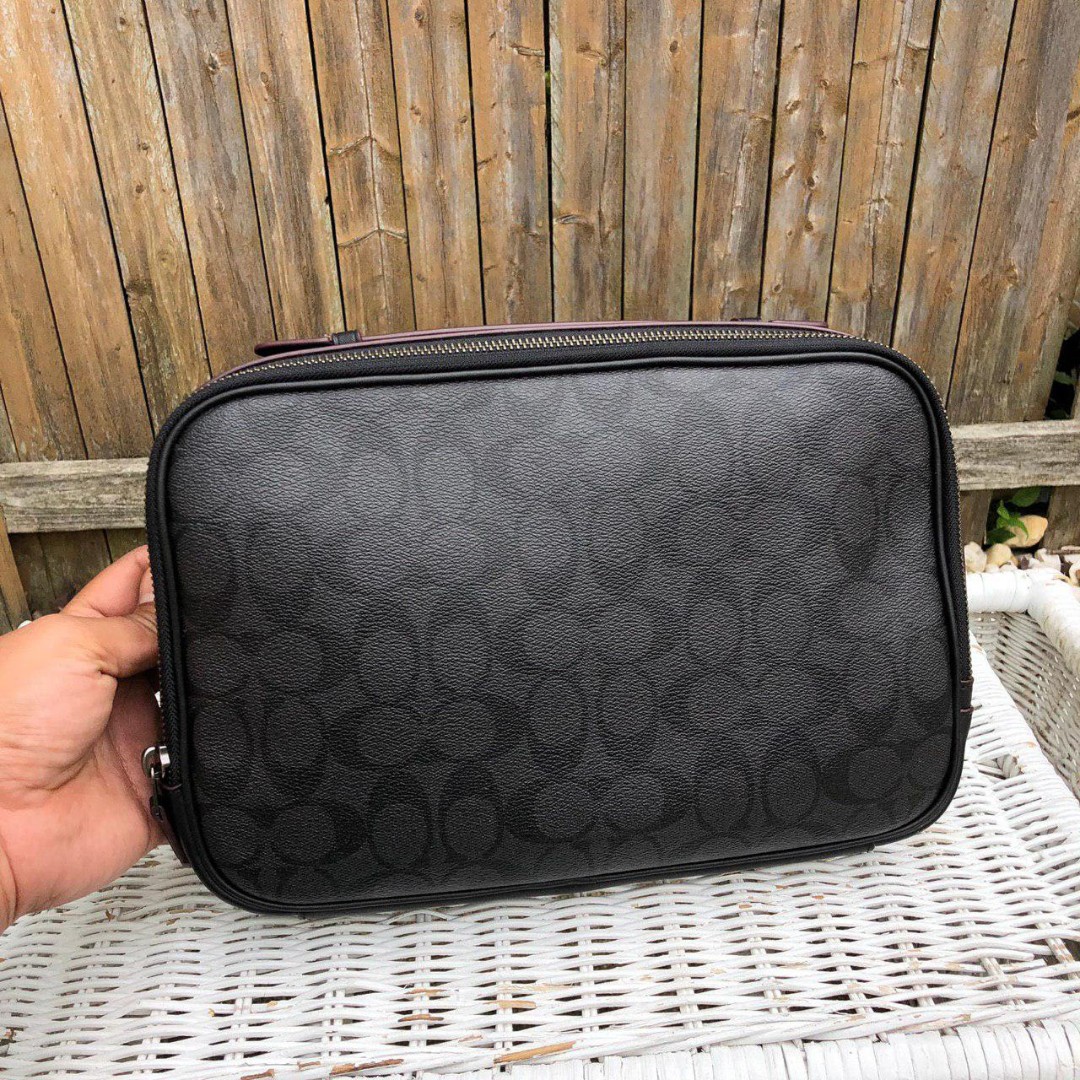 Coach multifunction pouch outlet