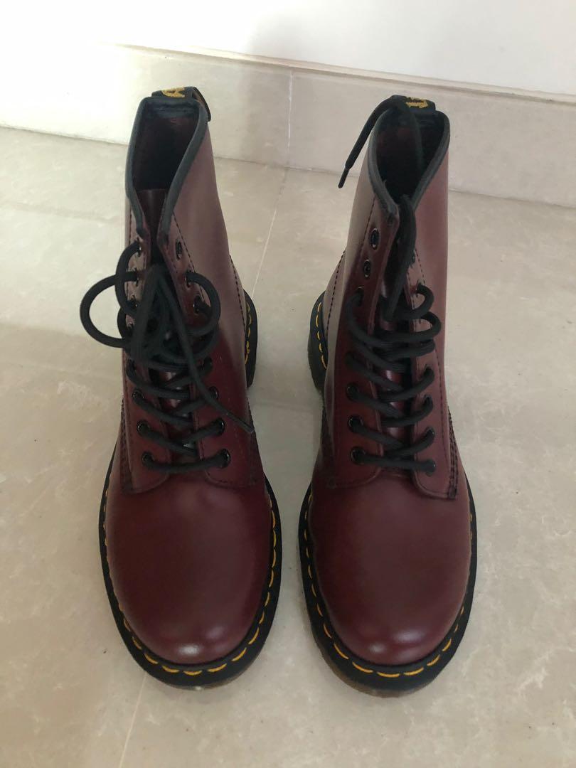 dr martens daria stone