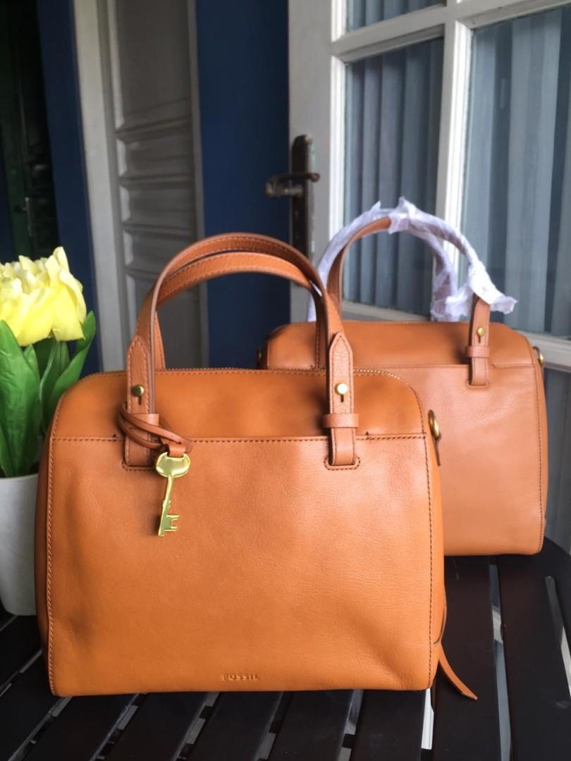 Fossil rachel satchel tan Fesyen Wanita Tas Dompet di Carousell