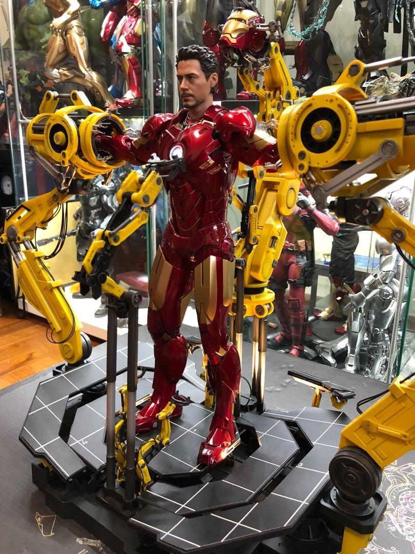 Hot toys iron man mark new arrivals iv suit up gantry
