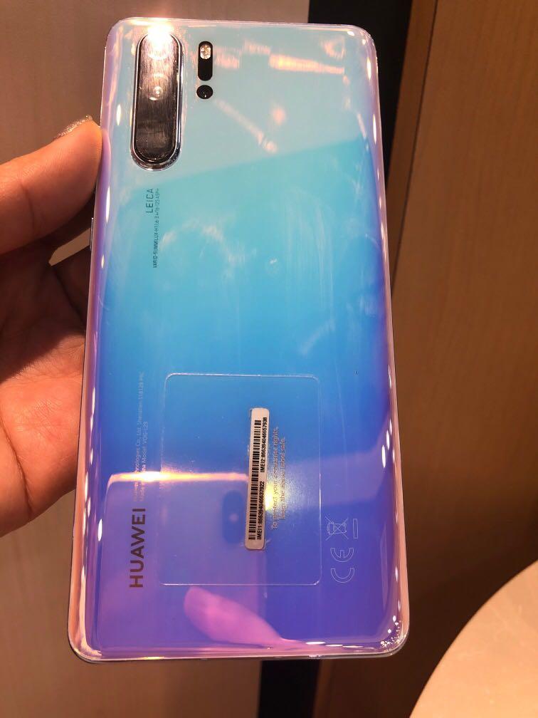 Huawei P30 Pro breathing crystal (Negotiable for fast deal 