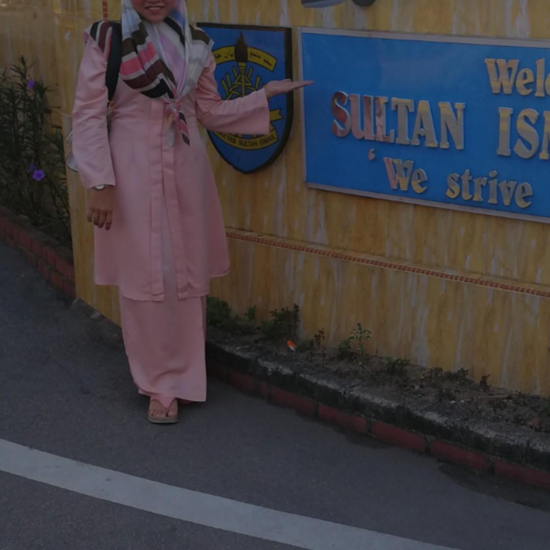 Inhanna kebaya, Women's Fashion, Muslimah Fashion, Baju Kurung & sets