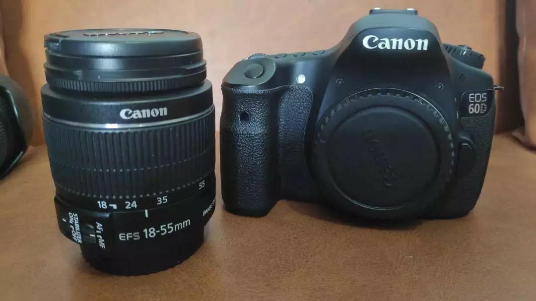 jual kamera dslr canon 60d lensa kit 18 55mm is ii plus free baterai