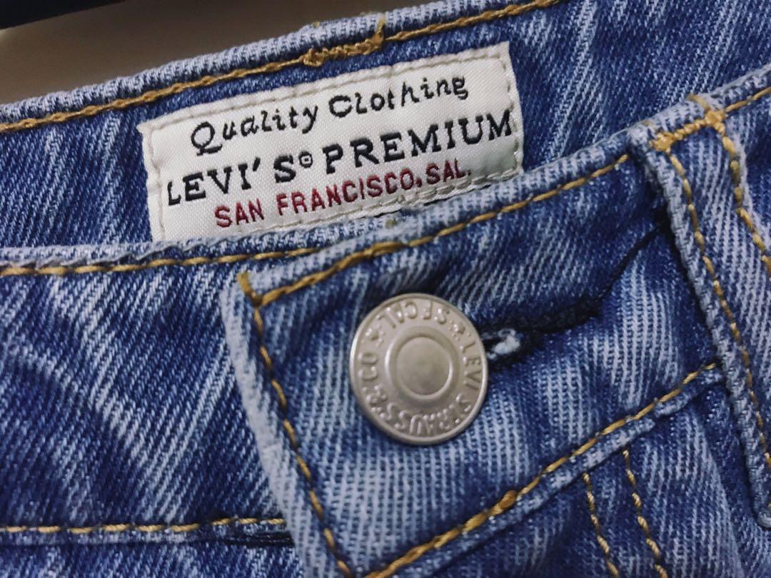 sale on levis 501