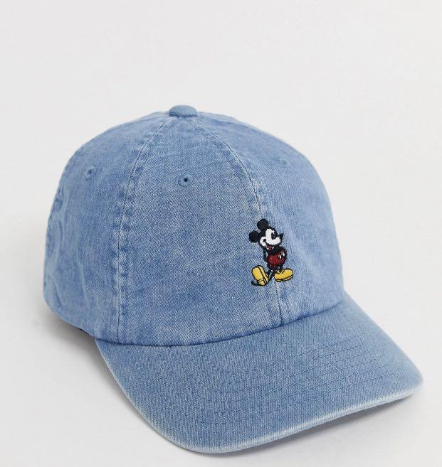 levi's mickey mouse hat