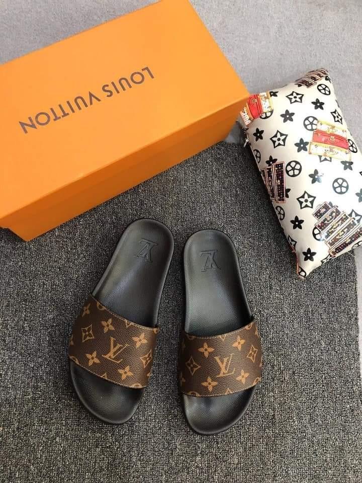 louis vuitton jelly slides