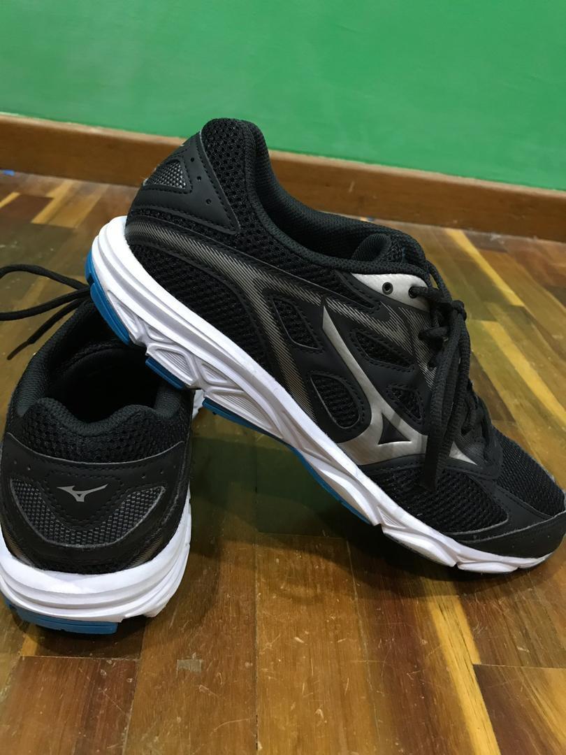 Mizuno spark 4 review sales