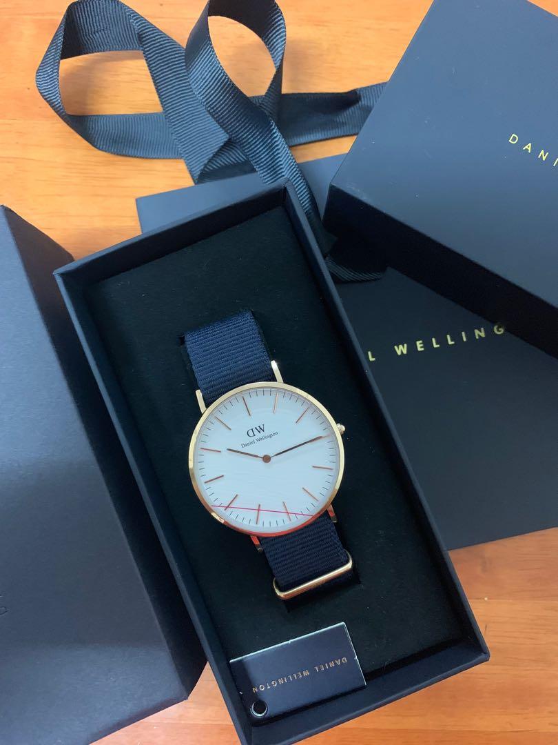 Dw watch warranty hotsell