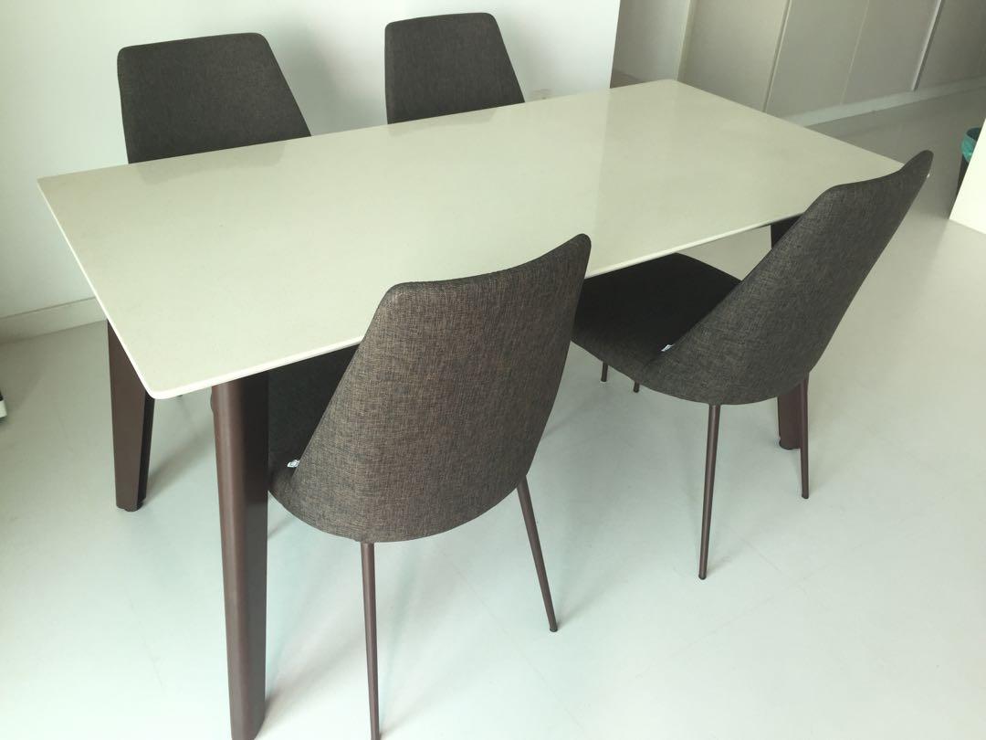 Cellini Kay Quartz Dining Table Set 16m