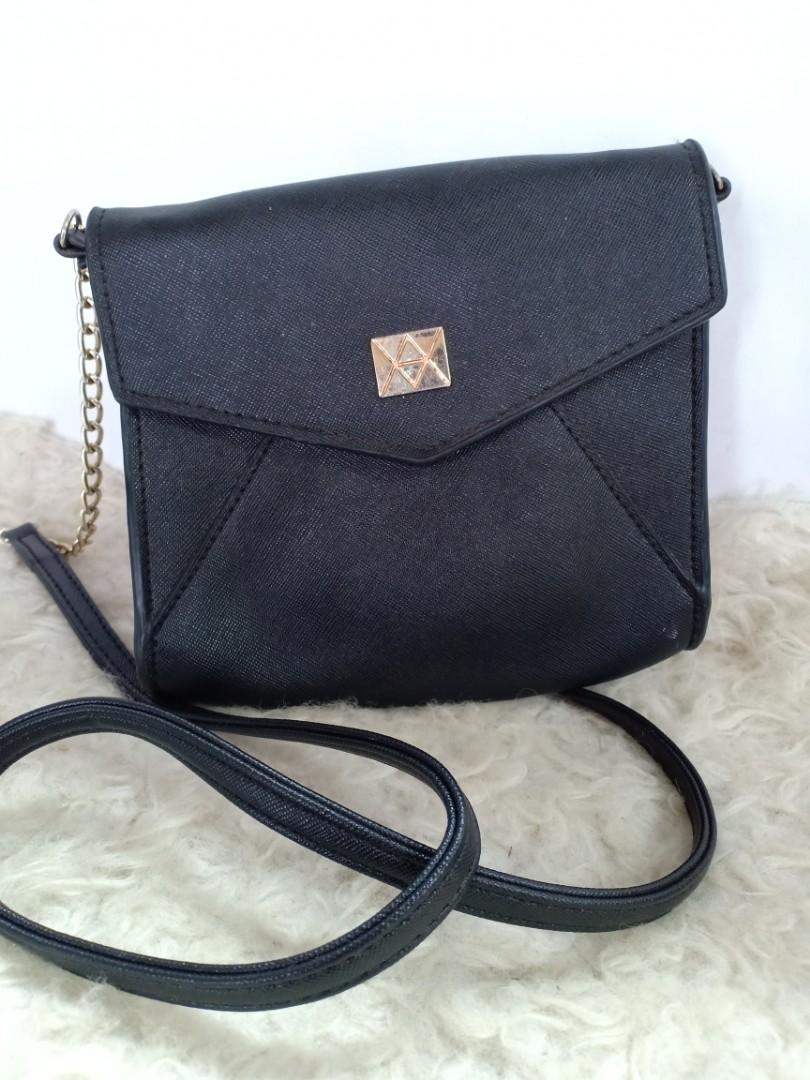 Sling Bag Vincci Small Women S Fashion Bags Wallets On Carousell