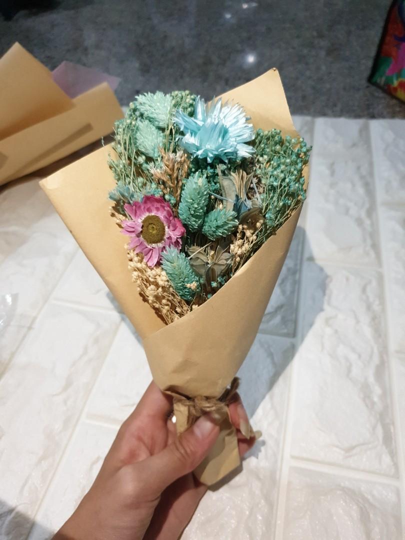 Teachers Day Flower Possies Gardening Flowers Bouquets On Carousell