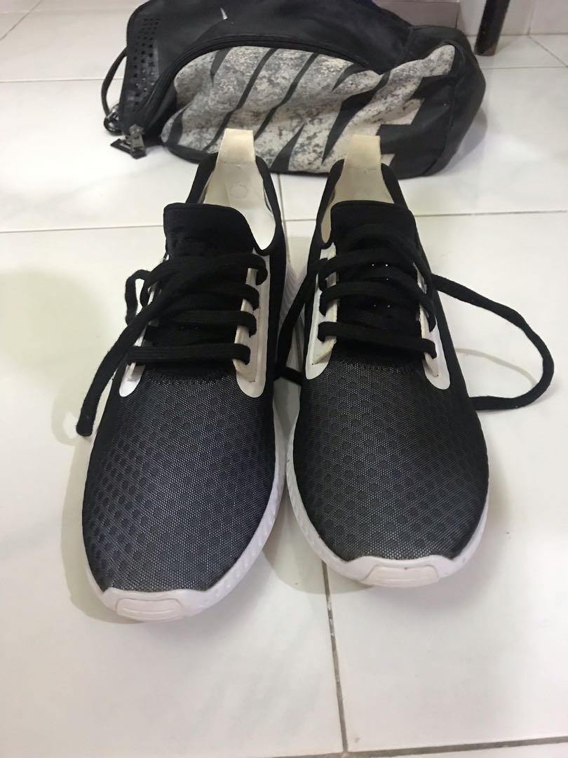ua moda run low