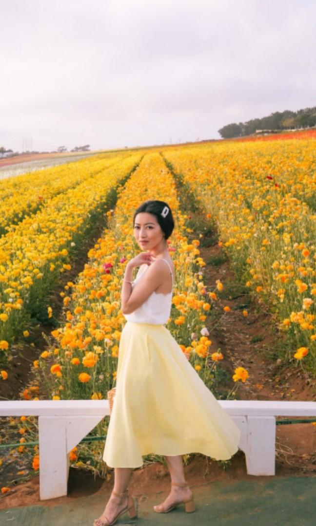 Uniqlo mustard shop skirt
