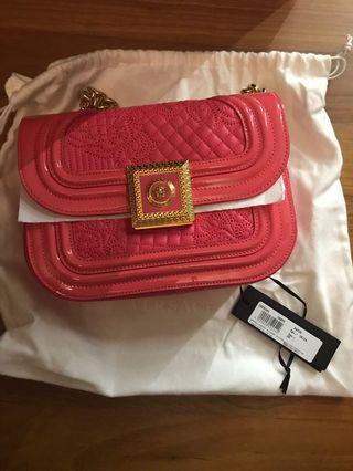 NWT Versace pink quilted & patent leather gold chain handbag