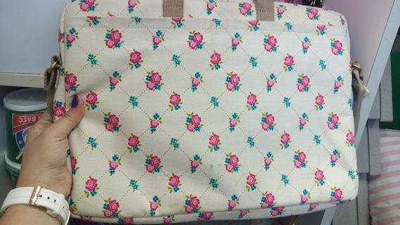Tas Laptop Kanvas