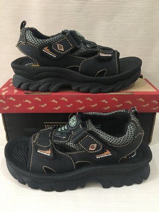 (Kategori: ) berada di . Dikirim oleh bang_eghy177-olshop (ID iklan 246983152, Gambar 1). Deskripsi: .