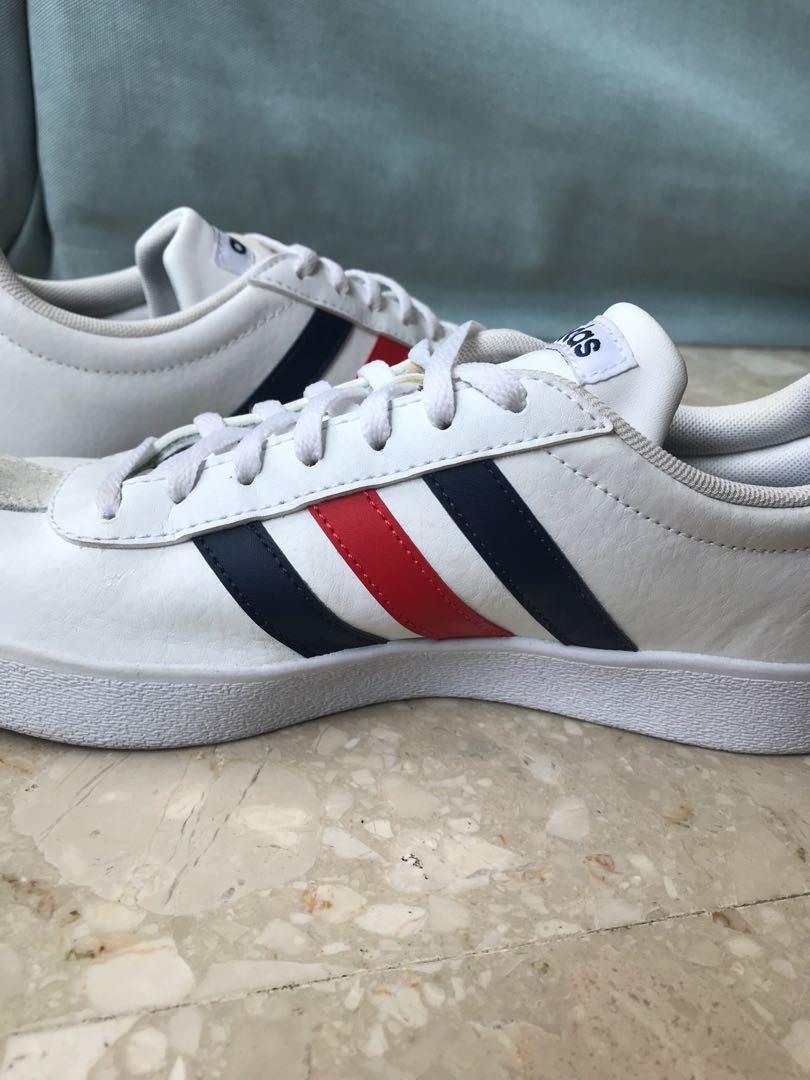 marxismo Abrumar Accidental Adidas NEO Red and Blue Stripe, Women's Fashion, Footwear, Sneakers on  Carousell