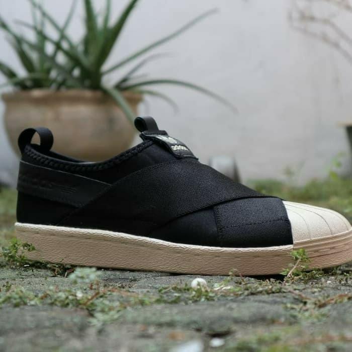 Adidas superstar slip outlet on black indonesia