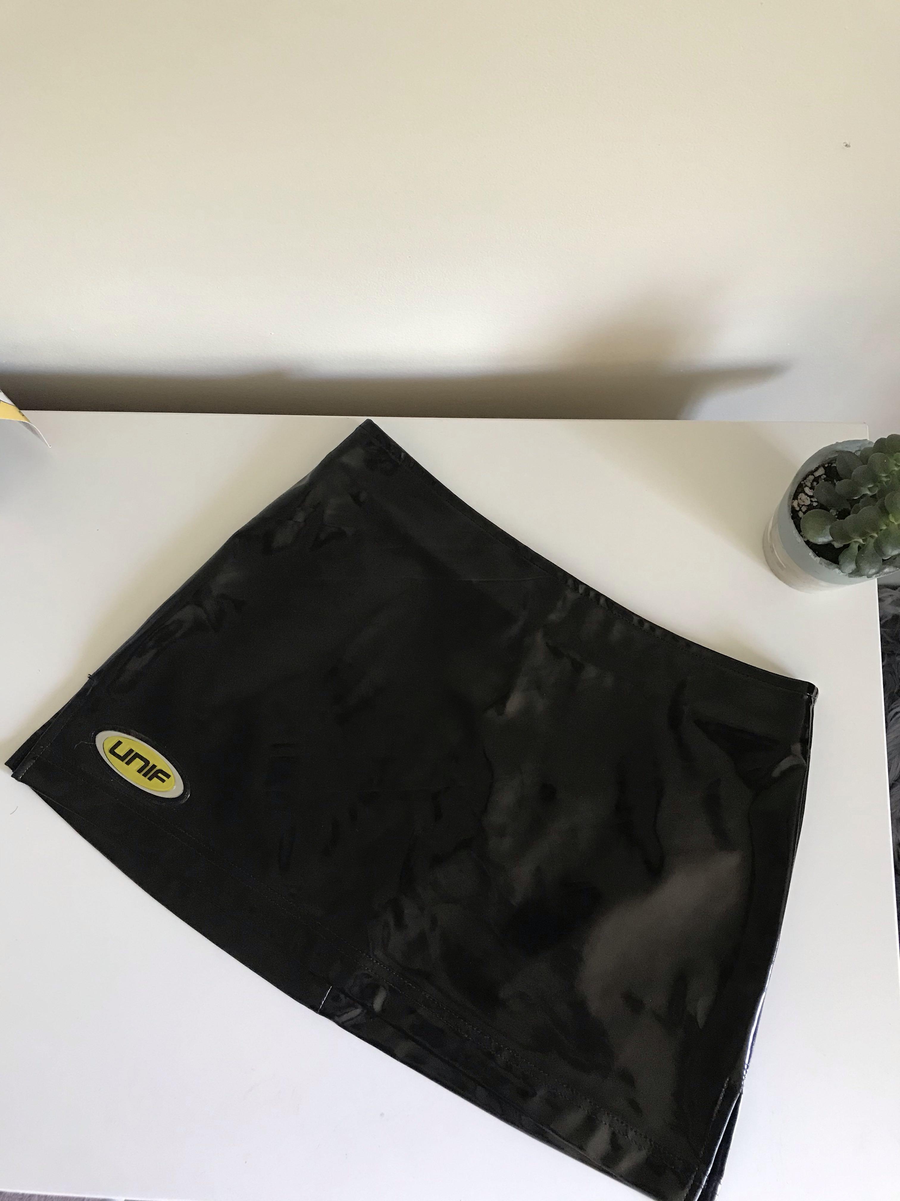 Authentic UNIF Gia skirt - Size M - new