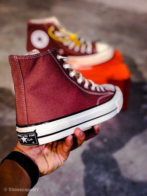 Converse chuck deals taylor nude
