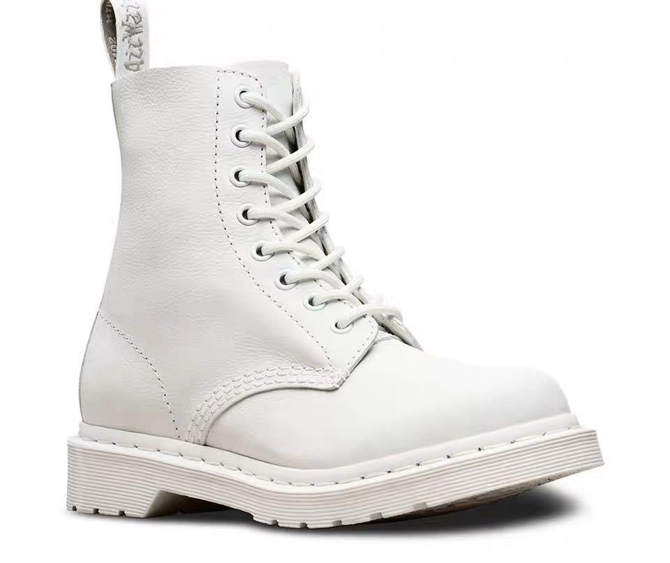 doc martens 1460 mono