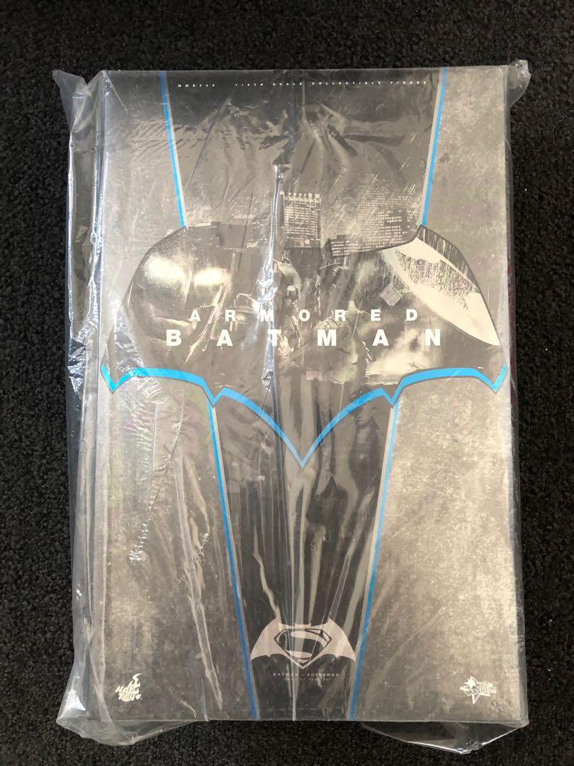 Figure （分類：手辦雕像）位於 Hong Kong。 由 samshum 提交（商品編號 246833124，圖片 3）。簡介： VGM027 The Joker $2500 MMS354 Aliens AW $2100(有啡盒) MMS349 Batman Armored $3000 MMS342 Batman Tech Cowl $3500 MMS343 Superman $3200 MMS313 Boba Fett (Deluxe Version) $3800。