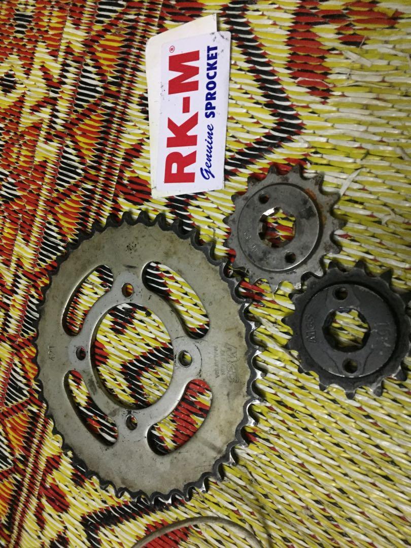 Fz150i sprocket 42 and 2x size 15 Motorbikes on Carousell