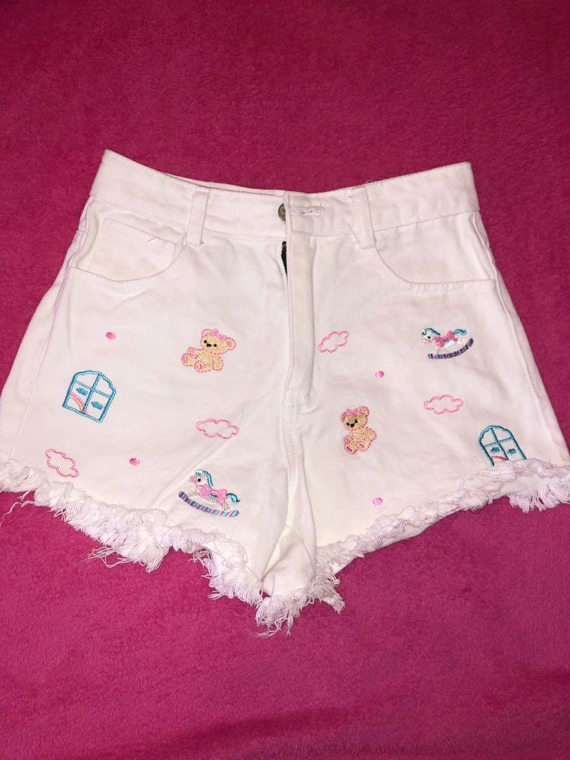 High waist shorts (Category: Shorts) located in Manila. Submitted by mayiiing (Listing ID 246920831, Image 1). Description: Last price posted .