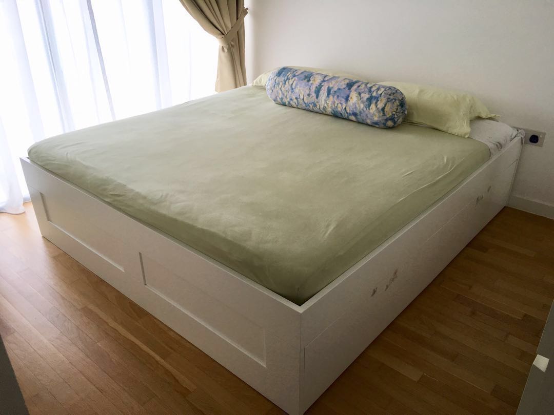 Brimnes king sales bed