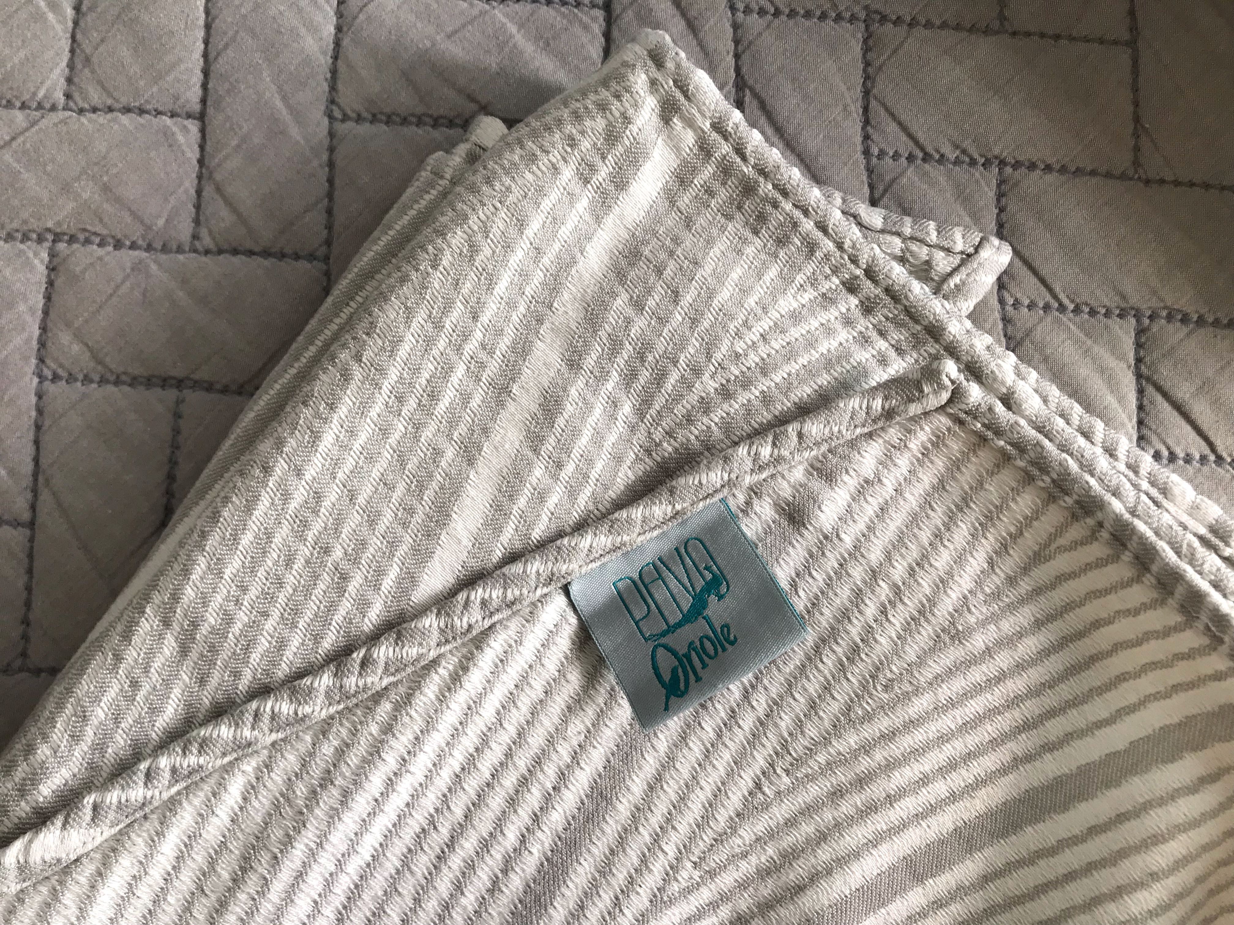 pavo woven wrap