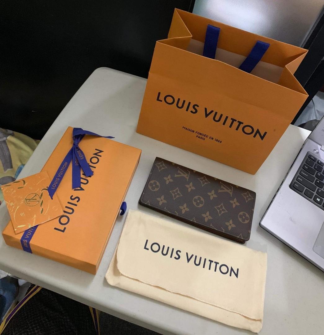 Louis Vuitton MONOGRAM 2020-21FW Brazza Wallet (M69410)