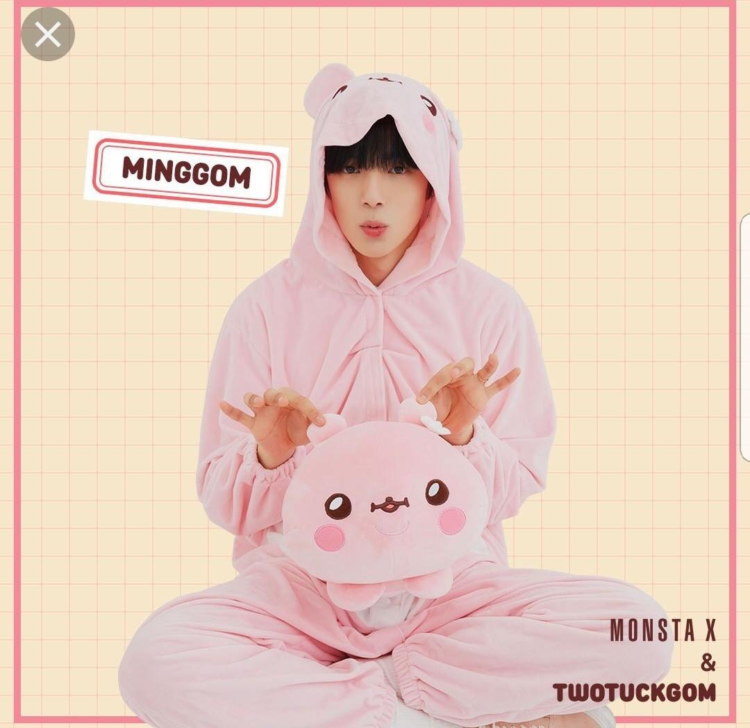 New Instocks Minhyuk Minggom Monsta X Twotuckgom Body Pillow