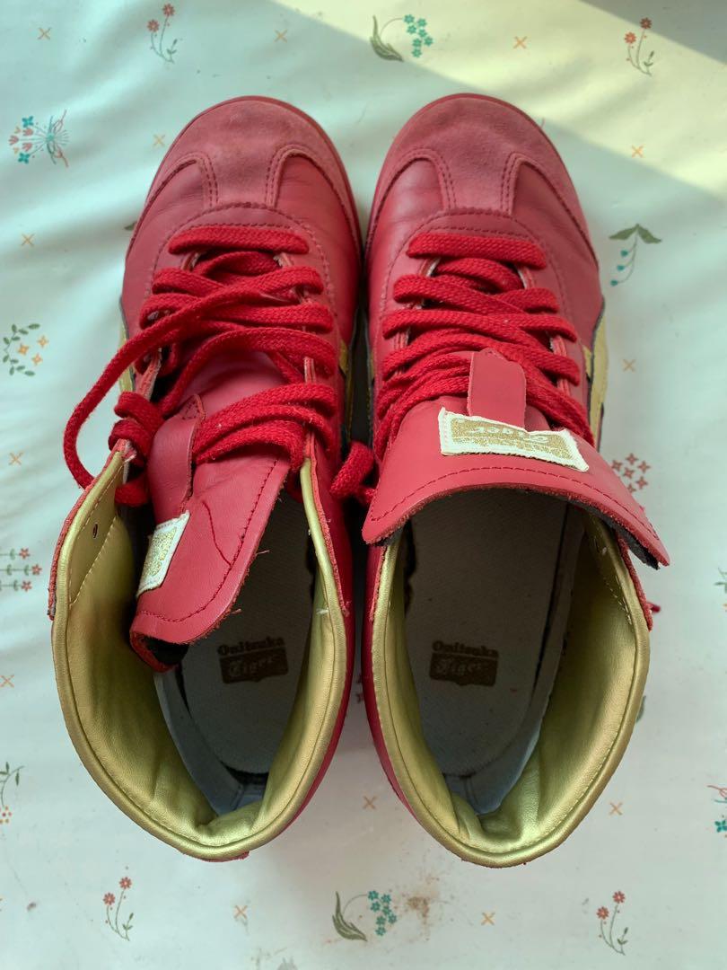 Onitsuka Tiger Women’s Red High Cut Sneakers (Category: Sneakers) located in Singapore. Submitted by aniretsi (Listing ID 246901020, Image 3). Description: Usual price $169 Worn for a few months. Selling as no longer wearing anymore. Condition as seen in pictures. Slight scratches, but no odour. No original box but will provide a new Nike box upon sale of item. Not for fussy buyer..