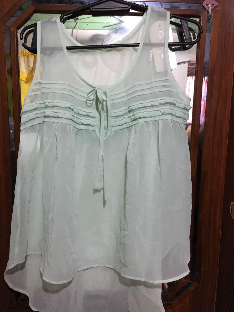 Plus size tops, new and branded with Tags (Category: Others Tops) located in Quezon City. Submitted by anne0823 (Listing ID 246812185, Image 2). Description: Mixed plus size brands with tags Items from Malaysia, brandnew More photo at measurement will be given as these are plus sizes Plusshipping fee Cheap price for plussizes items.