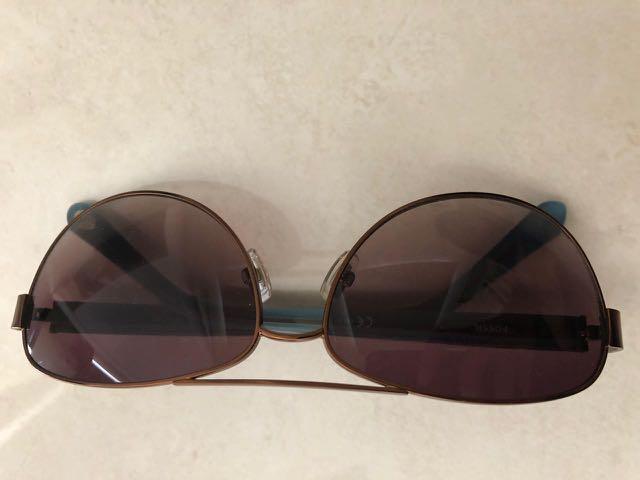 Sunglasses fossil on Carousell