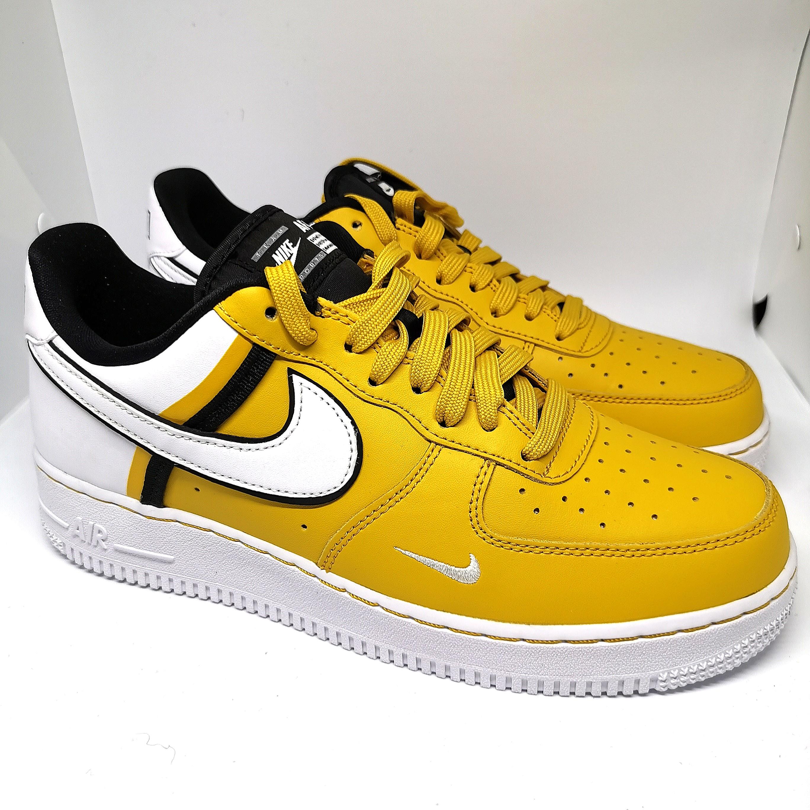 US 8.5) Nike Air Force 1 '07 V8 2, Men's Fashion, Footwear, Sneakers on  Carousell