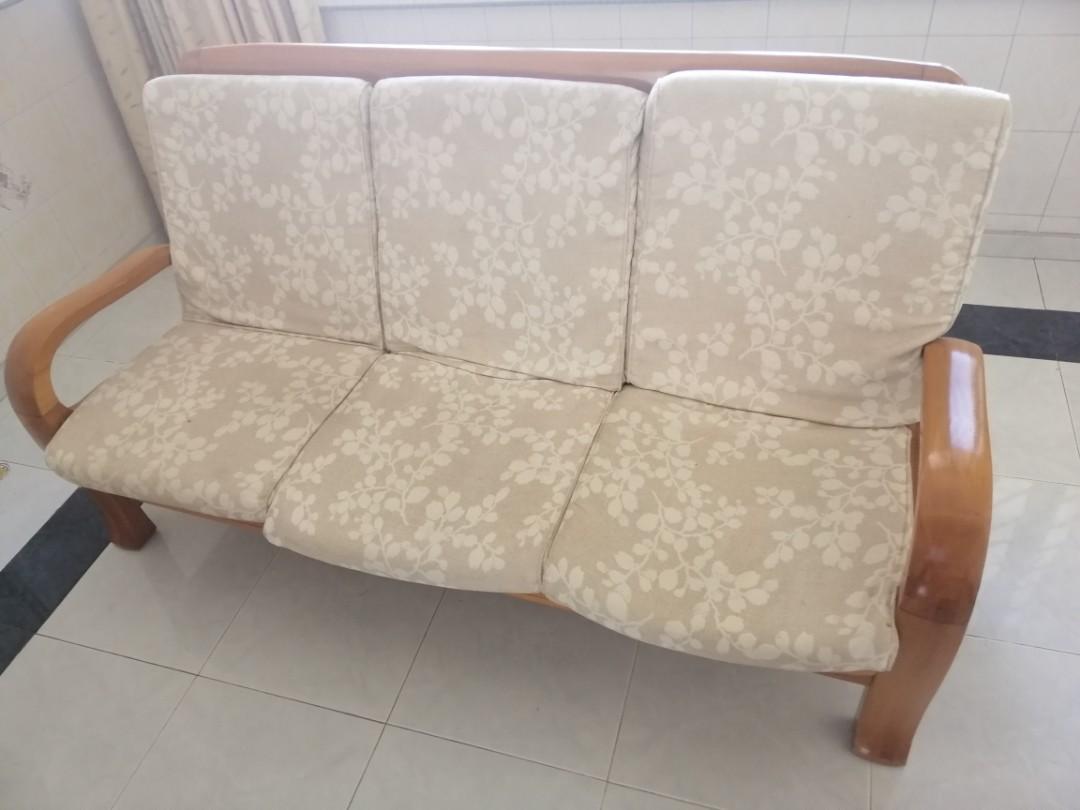 Used Sofa Sy Furniture Sofas On Carou Used Sofa Sy Furniture Sofas On