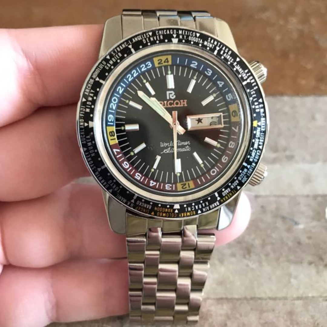 VINTAGE RICOH WORLD TIMER AUTOMATIC BLUE DIAL GENTS WATCH Will not respond to lowballers