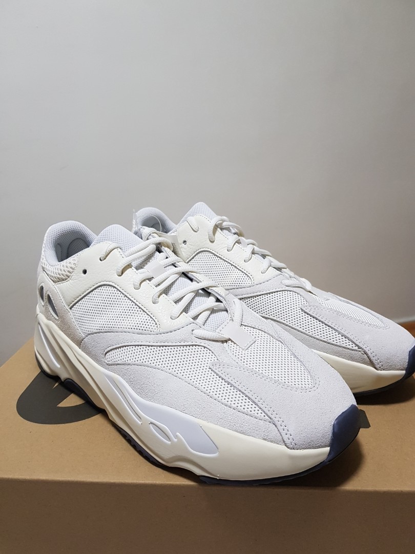 yeezy 700 analog retail