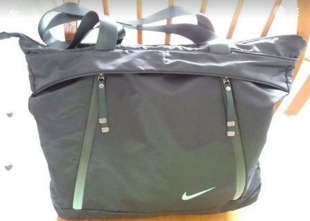 (Category: ) located in . Submitted by valu_buy (Listing ID 247146182, Image 1). Description: .