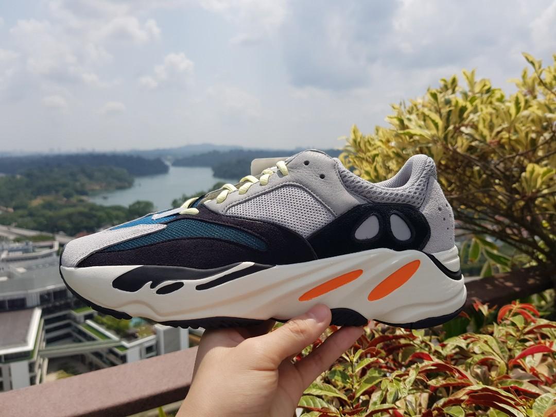Yeezy wave discount runner 700 replica