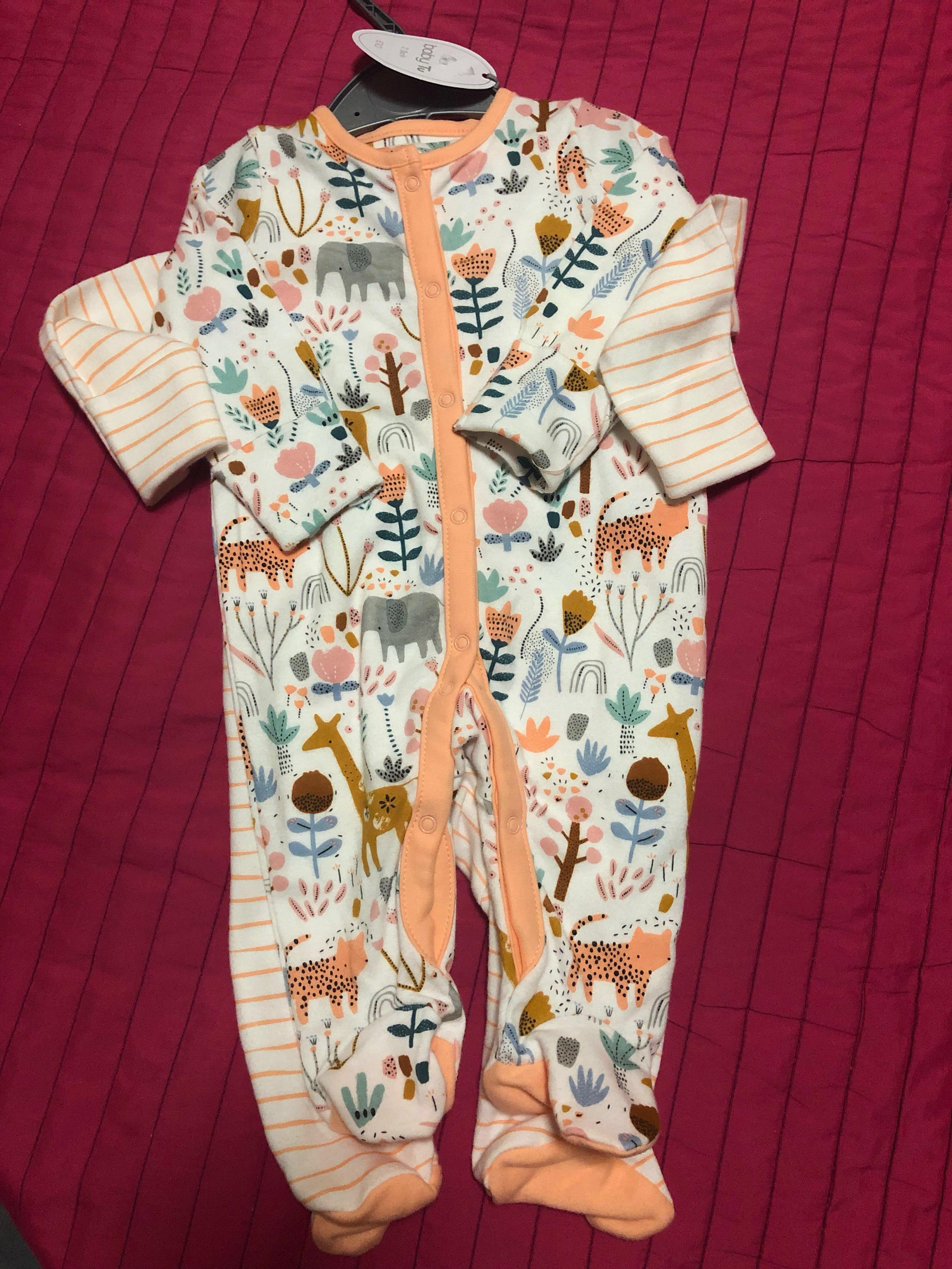 tu baby sleepsuits