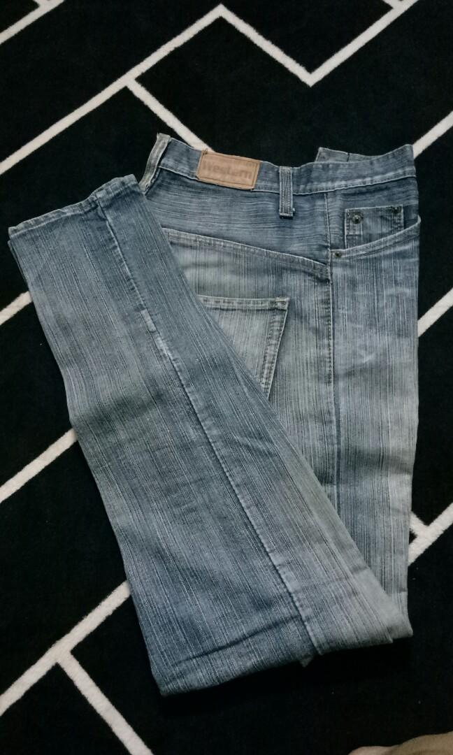 Celana Western Jeans Very Slim Fit Biru 
