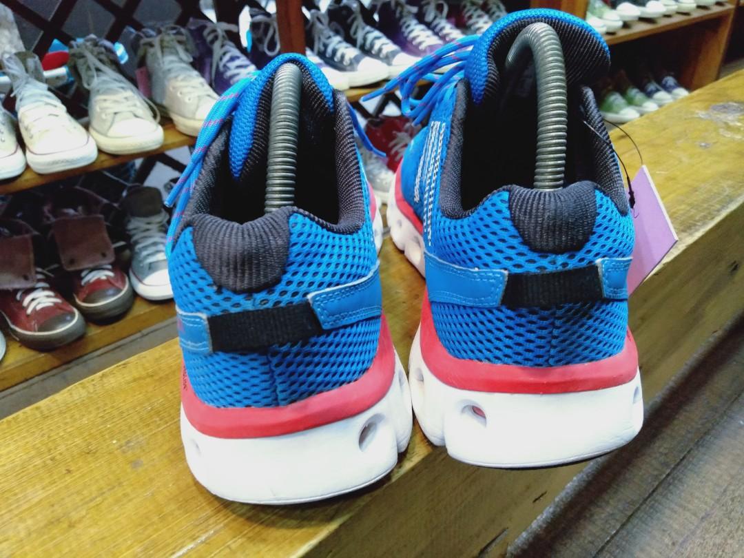 K swiss guideglide store