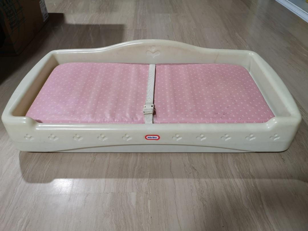 Little Tikes Table Top Changing Center, Babies & Kids, Infant Playtime