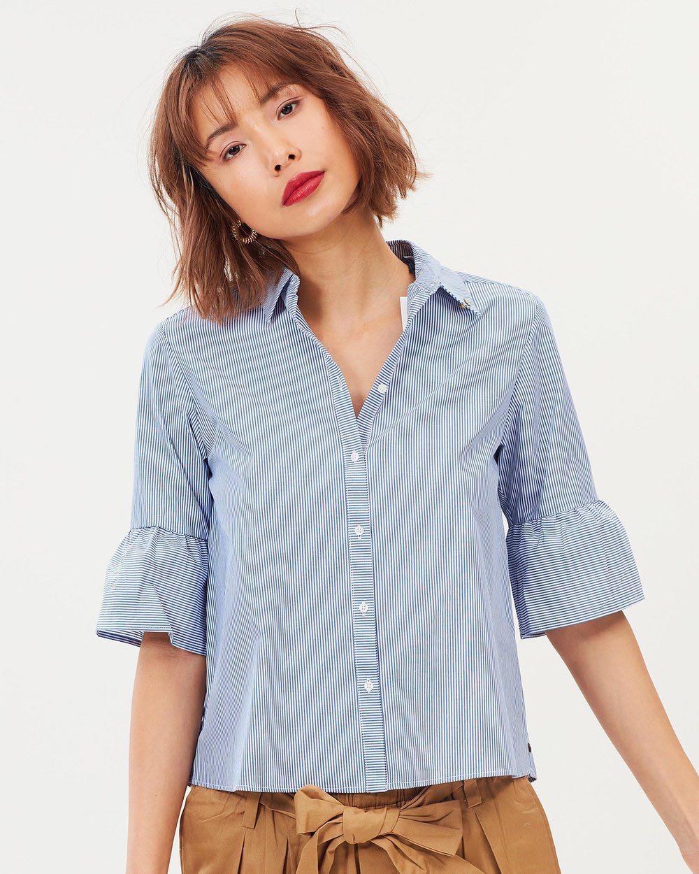 womens tops with ruffle sleeves
